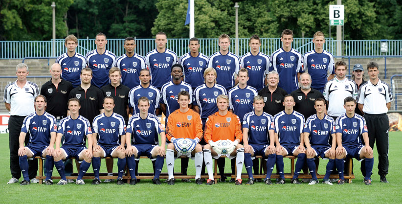tl_files/Abseits/img/Mannschaften/mannschaft09_10.jpg tl_files/Abseits/img/Mannschaften/mannschaft09_10.jpg